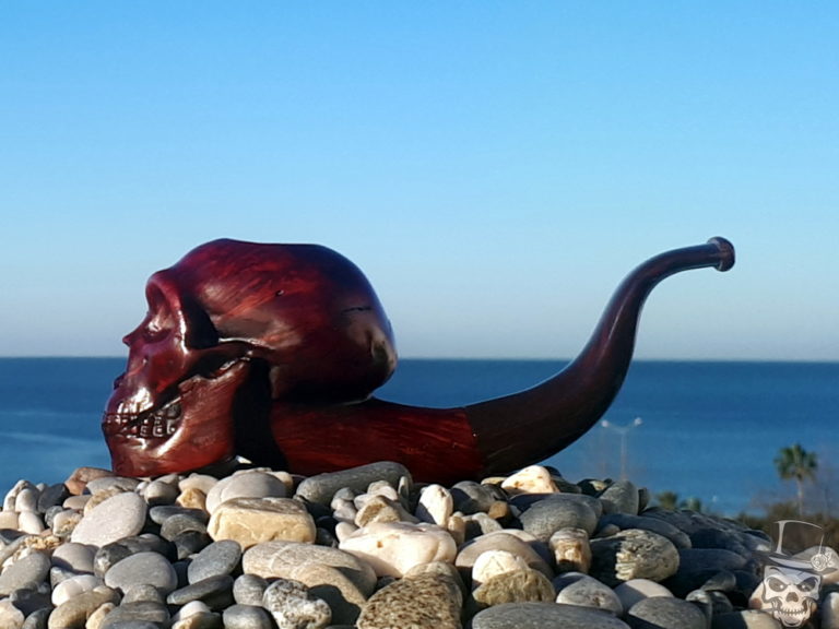 Tobacco Smoking Pipe - Neanderthal Skull - Briar Wood by Oguz Simsek